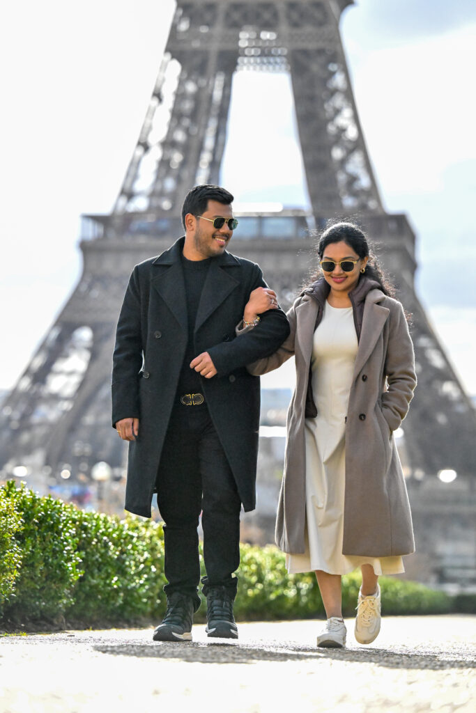 Maura Photography couple portrait photography in Paris