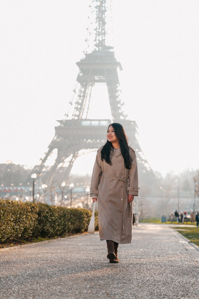 Paris Photoshoot at Trocadero Garden of a tourist visiting Paris and Eiffel Tower in the background